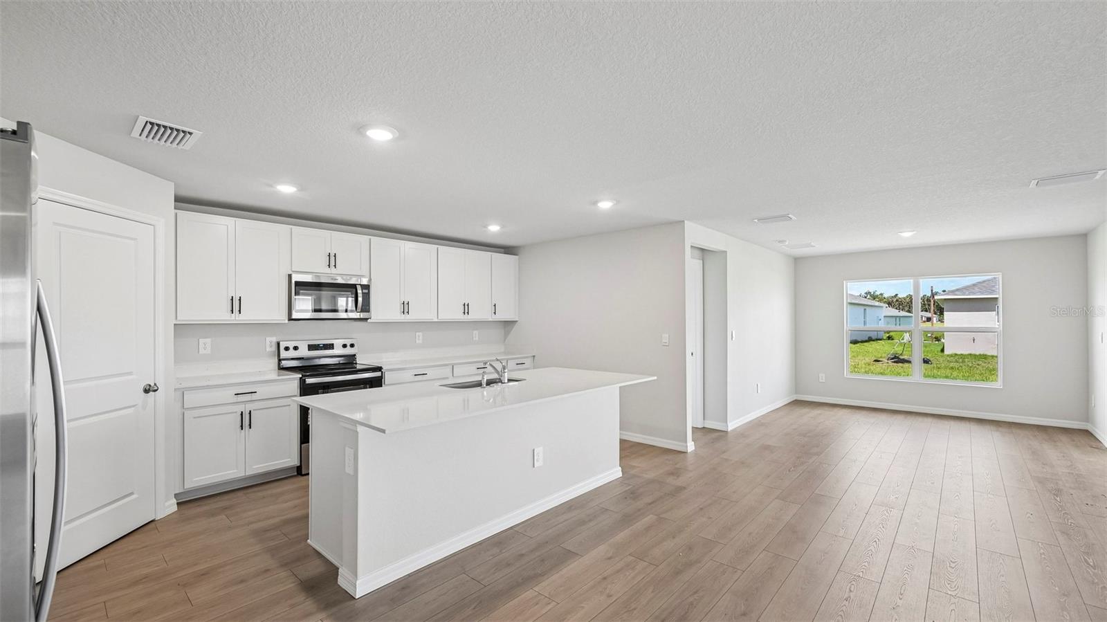 17616 WHISKEY CREEK TRL — photo 4