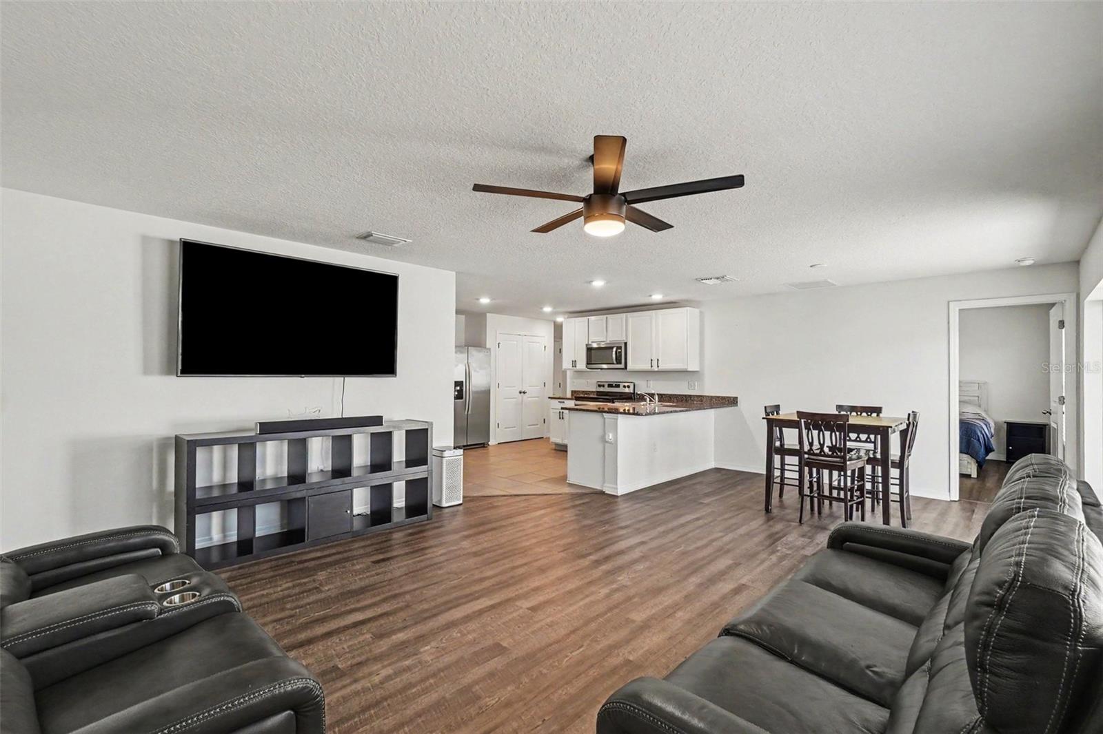 10213 CLOUDBURST CT — photo 5