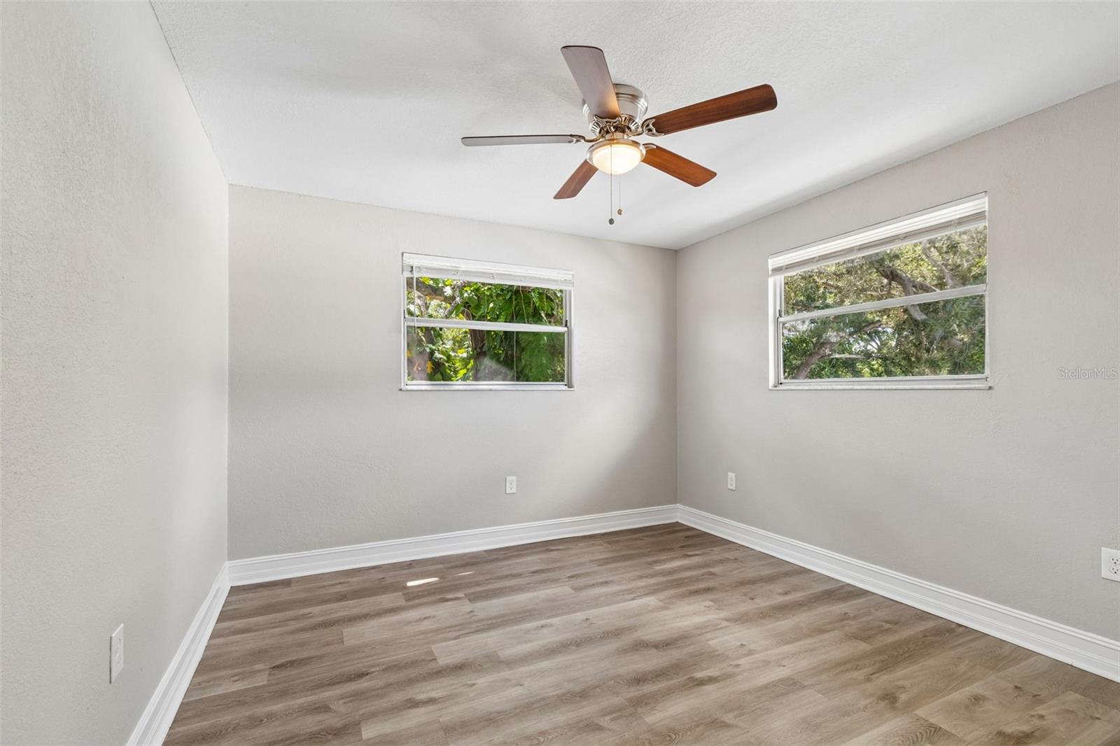 4163 MALLARD DR — photo 42