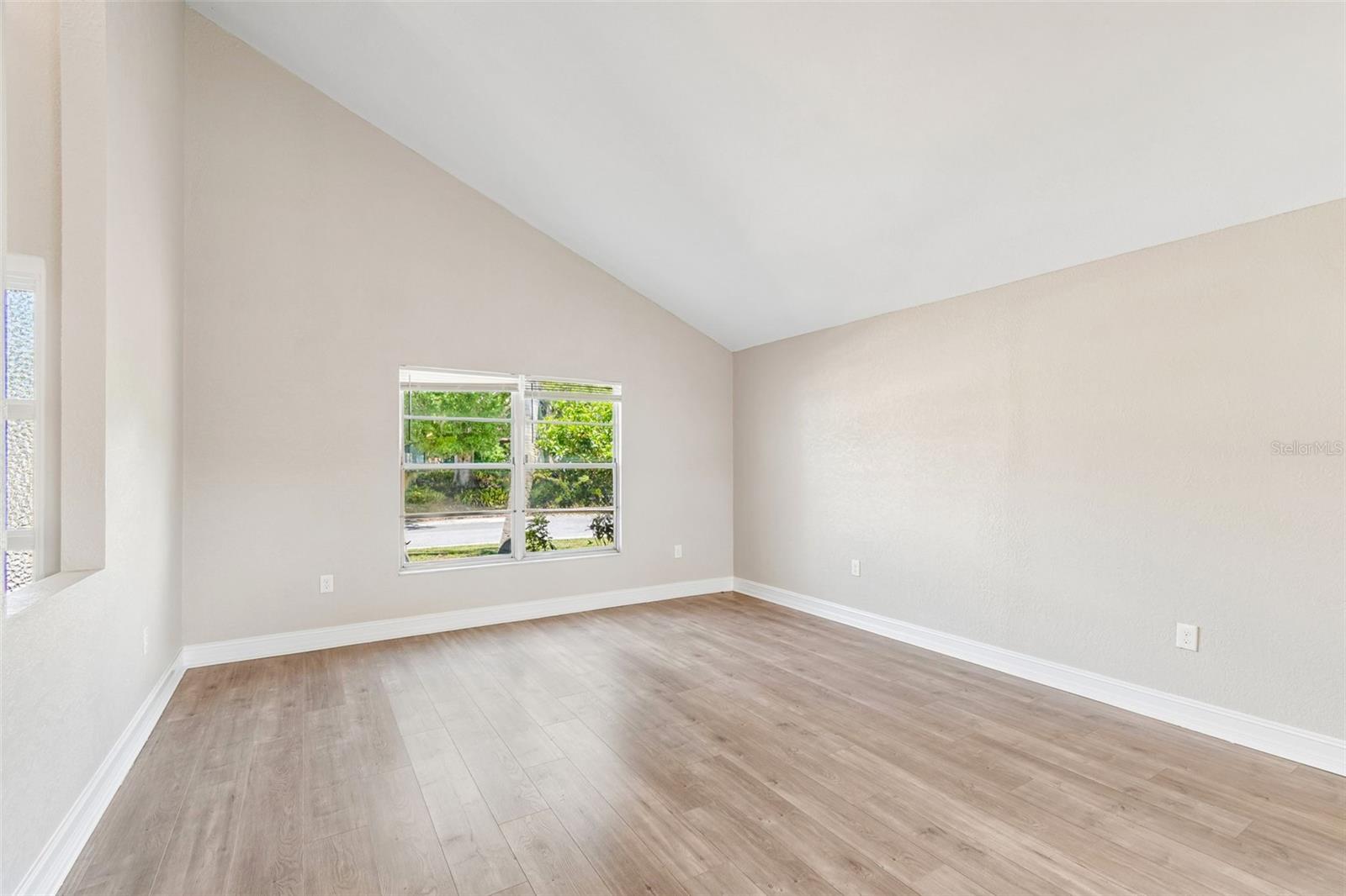 4163 MALLARD DR — photo 6