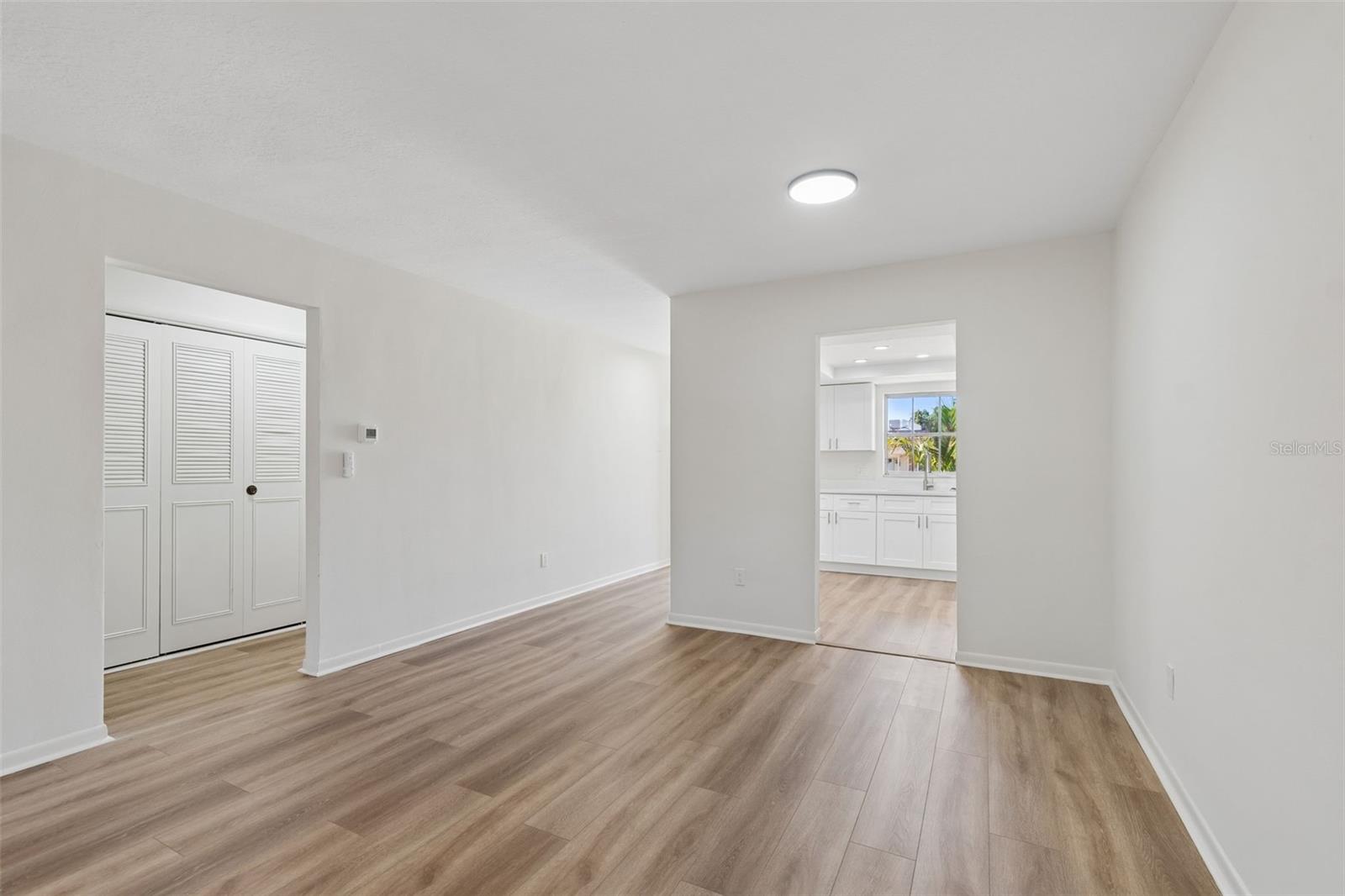 1614 S LAKE AVE #2 — photo 9