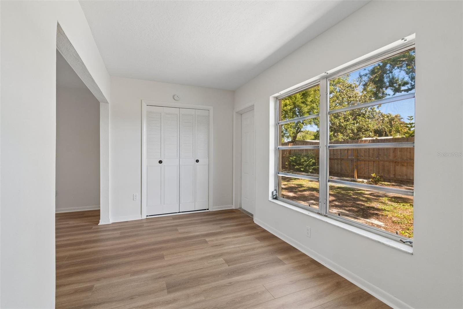 1614 S LAKE AVE #2 — photo 14