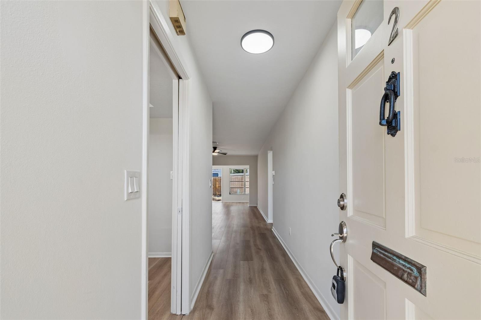 1614 S LAKE AVE #2 — photo 4