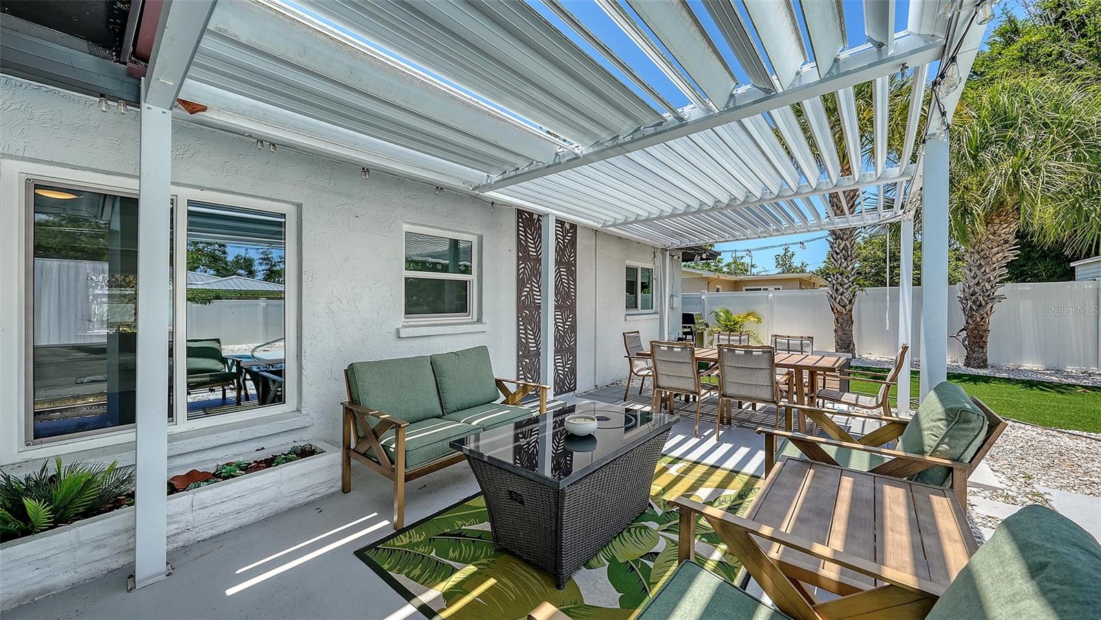 1302 MANGO AVE — photo 40
