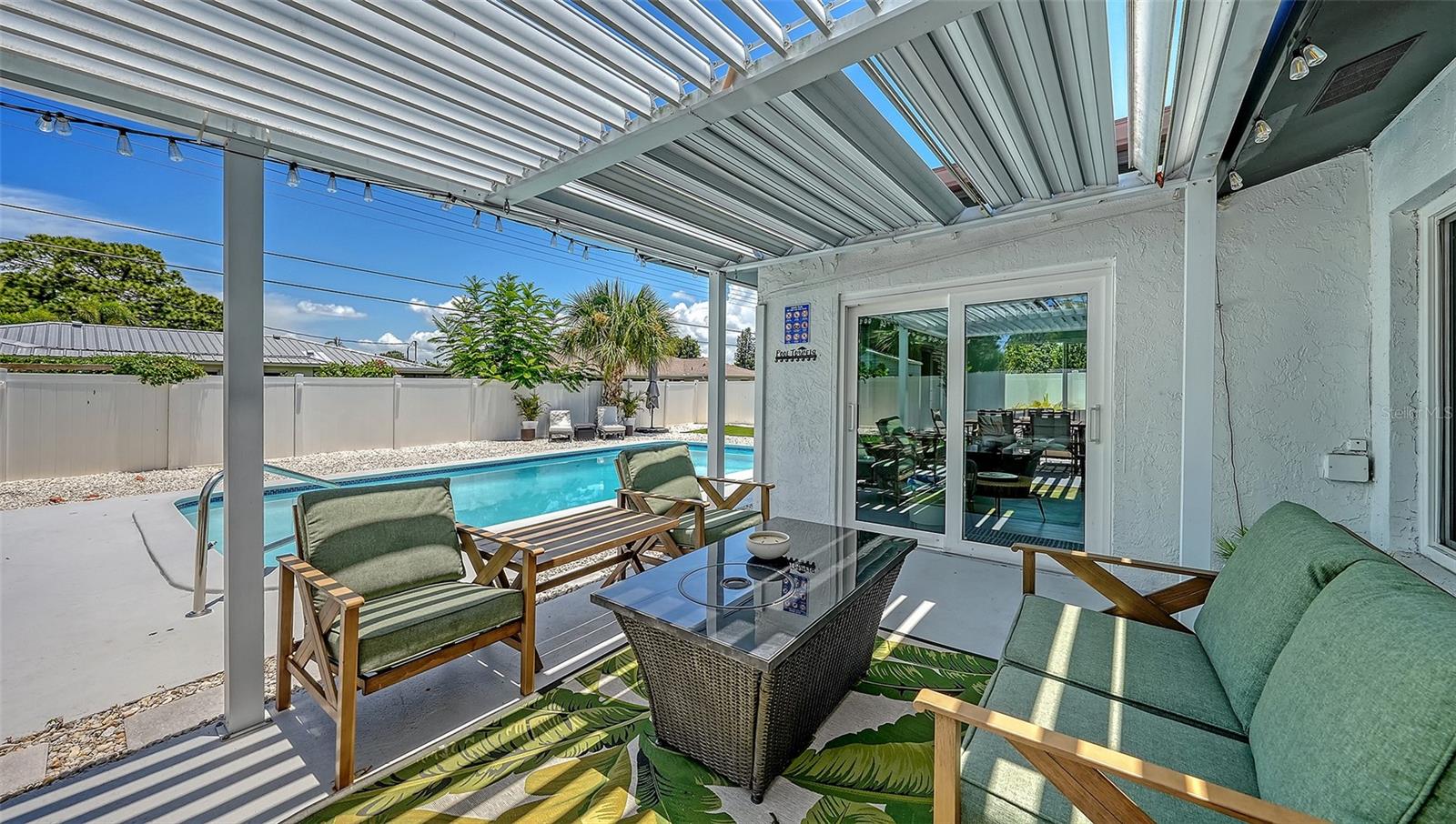 1302 MANGO AVE — photo 43