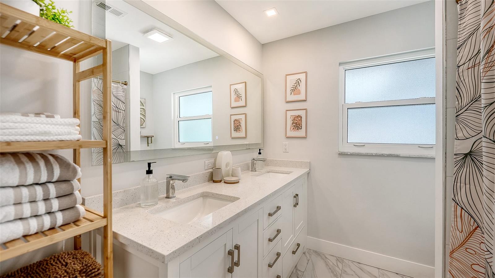 1302 MANGO AVE — photo 34
