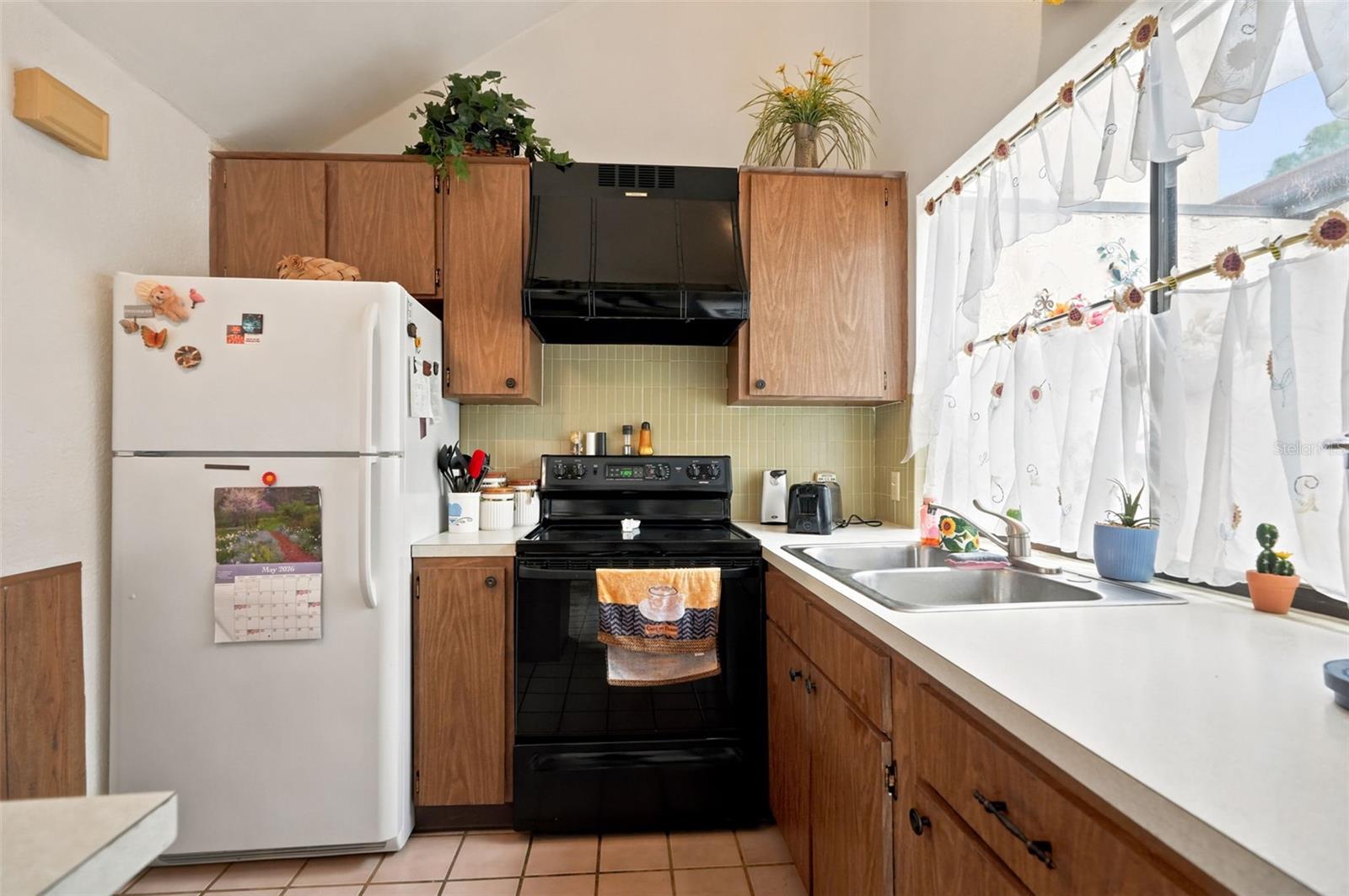 7835 FOX DEN ROW — photo 14