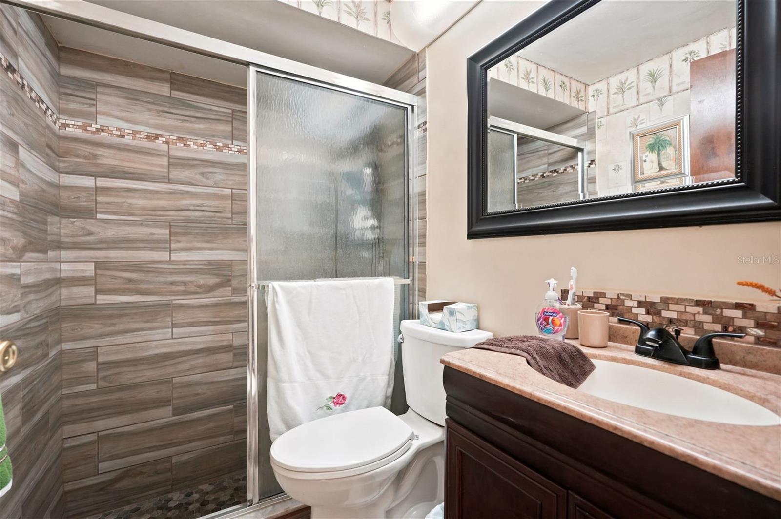 7835 FOX DEN ROW — photo 20