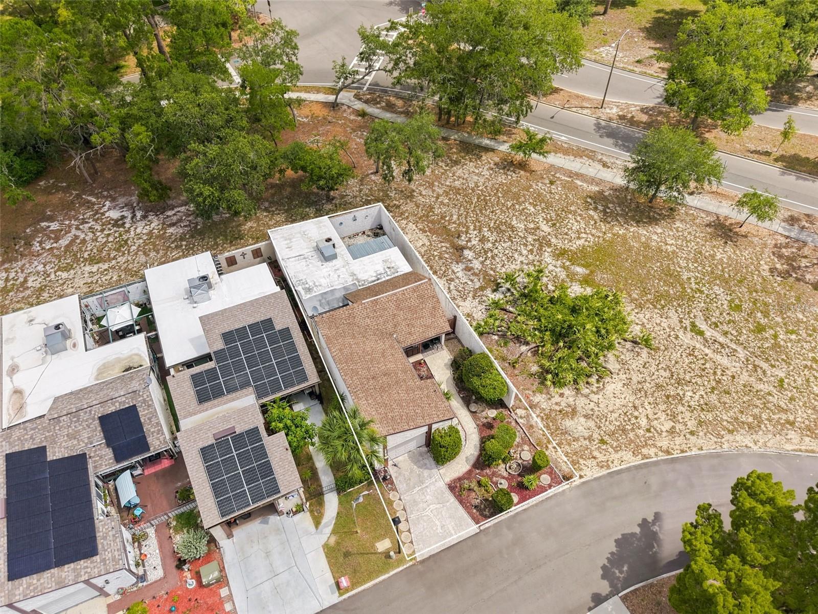 7835 FOX DEN ROW — photo 39