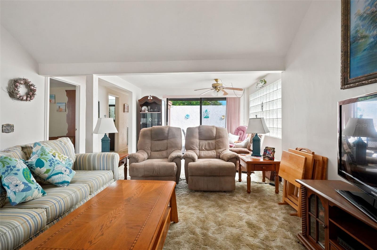 7835 FOX DEN ROW — photo 3
