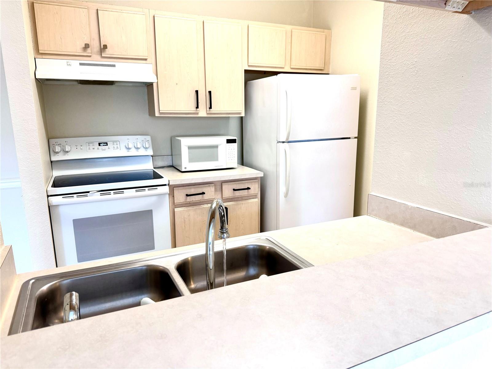 1238 S MISSOURI AVE #102 — photo 10