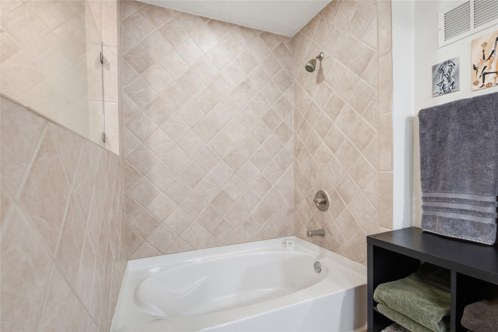 2400 FEATHER SOUND DR #313 — photo 32