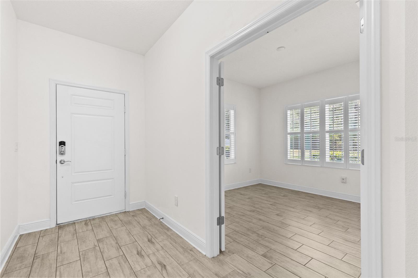 13506 CIRCA CROSSING DR — photo 57