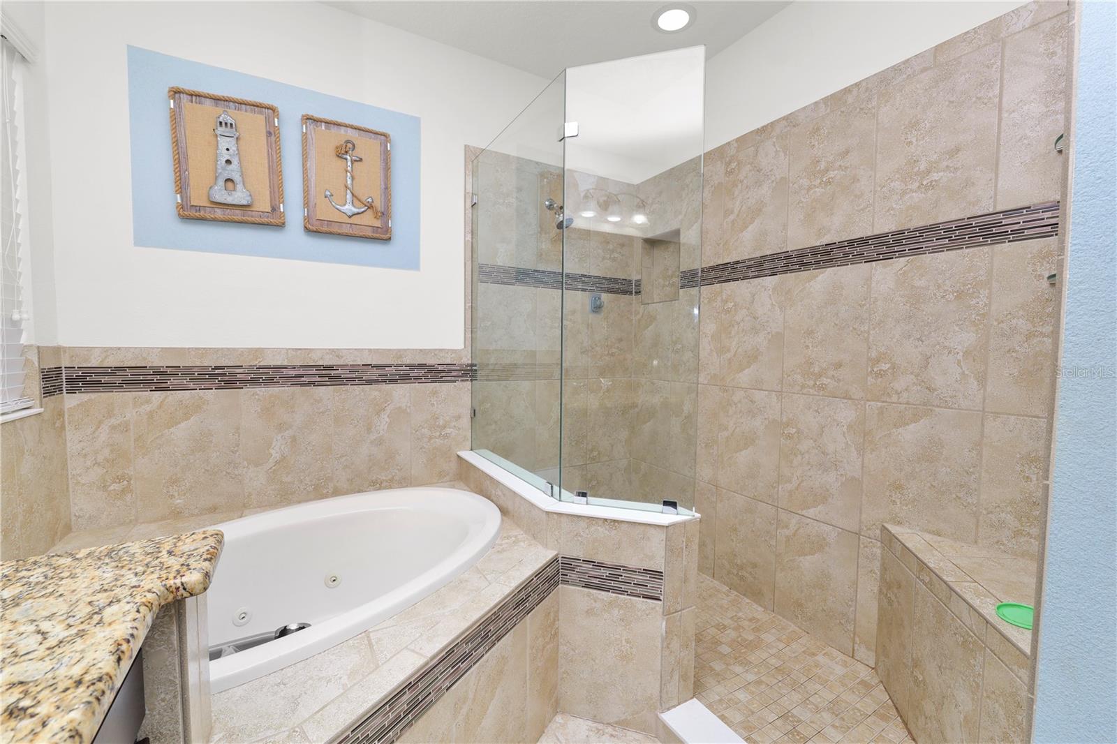 8775 SENTIERO DR — photo 20