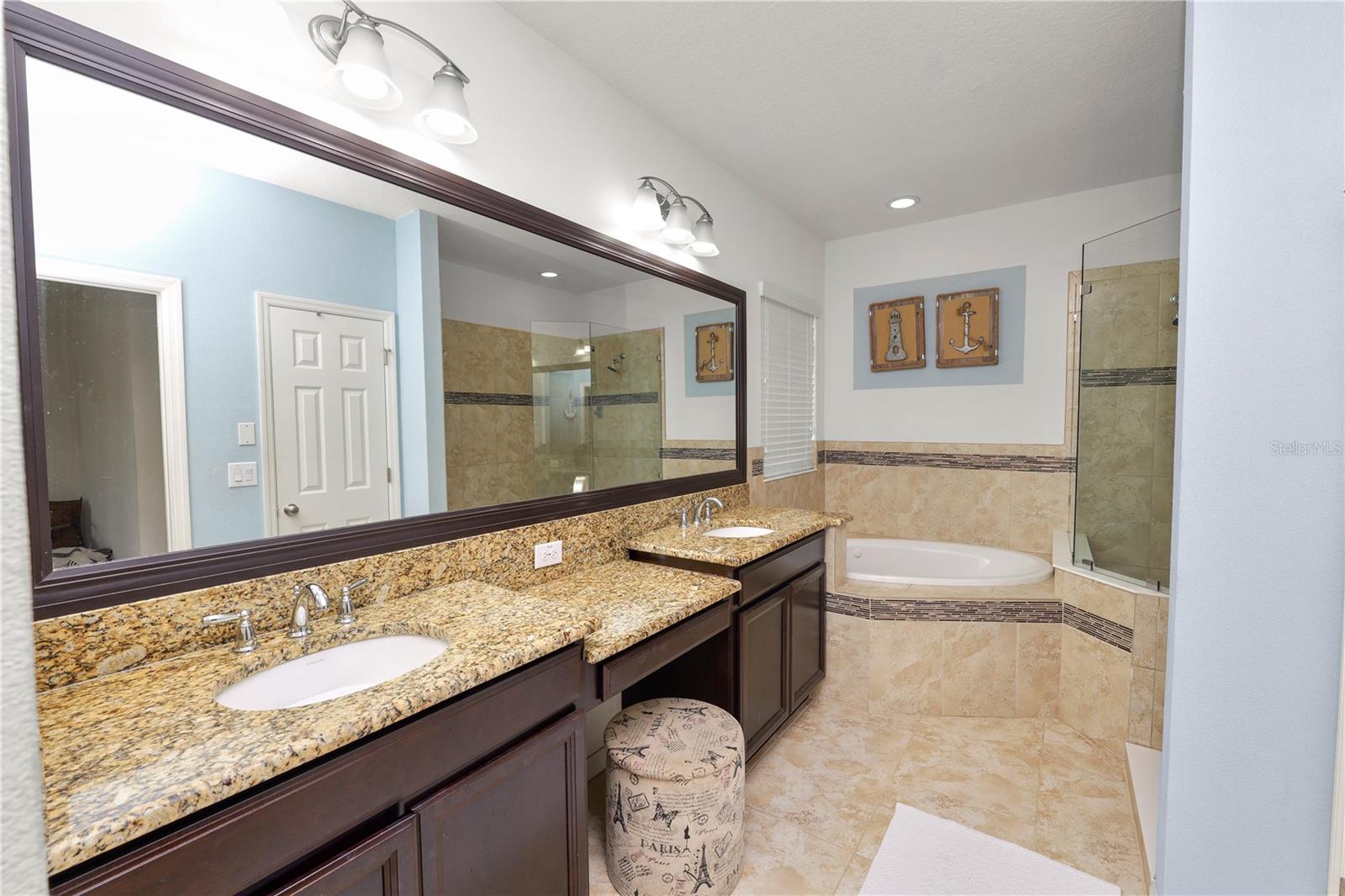 8775 SENTIERO DR — photo 17