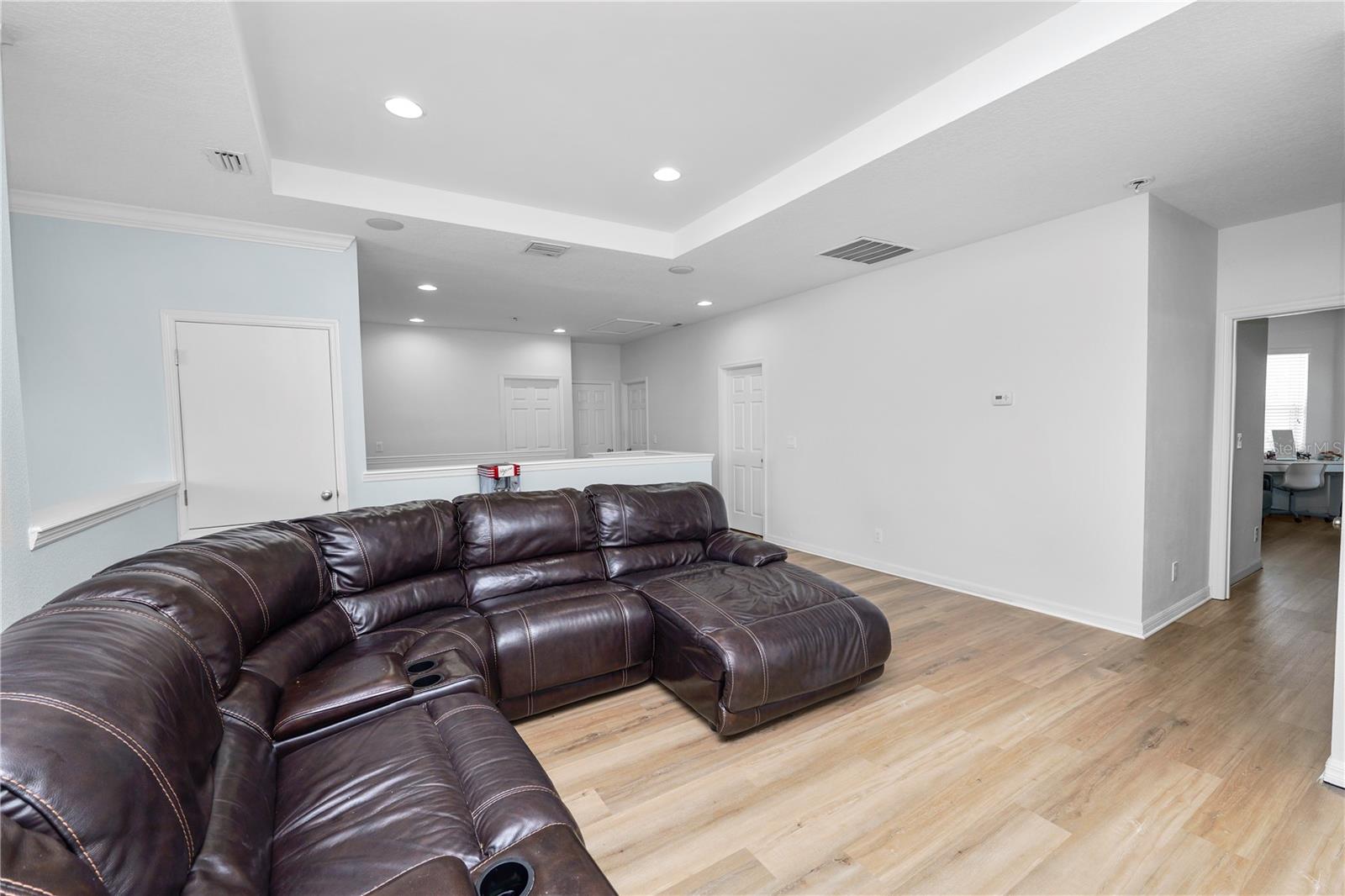 8775 SENTIERO DR — photo 43