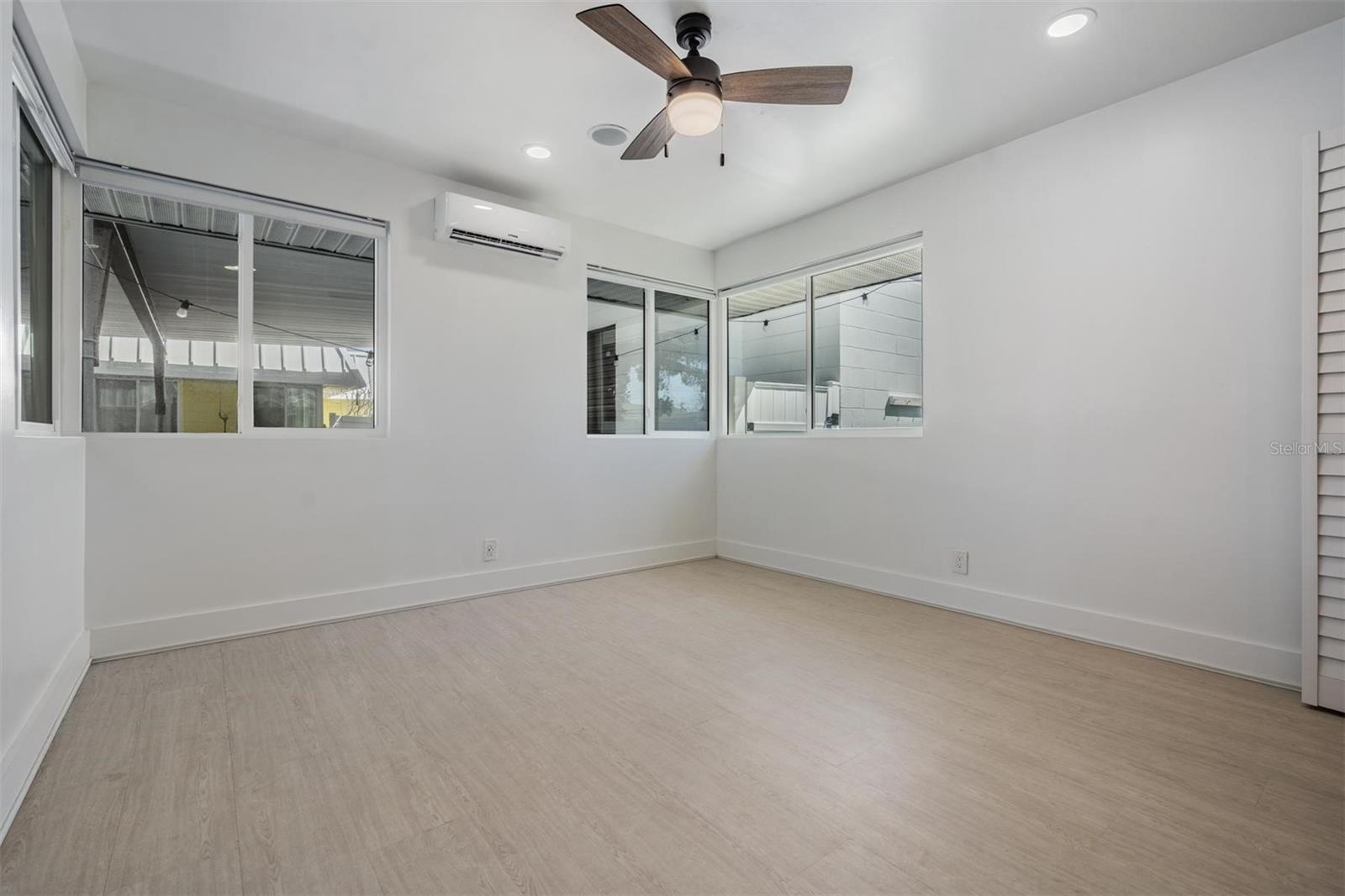 14060 MIRAMAR AVE — photo 38