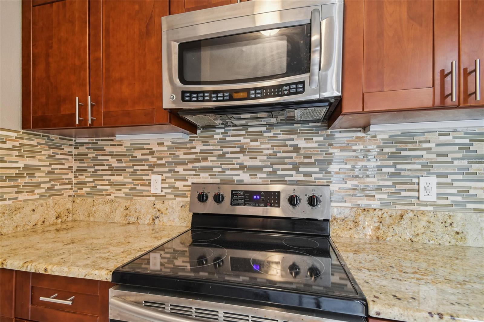 1201 BAY CLUB CIR — photo 45