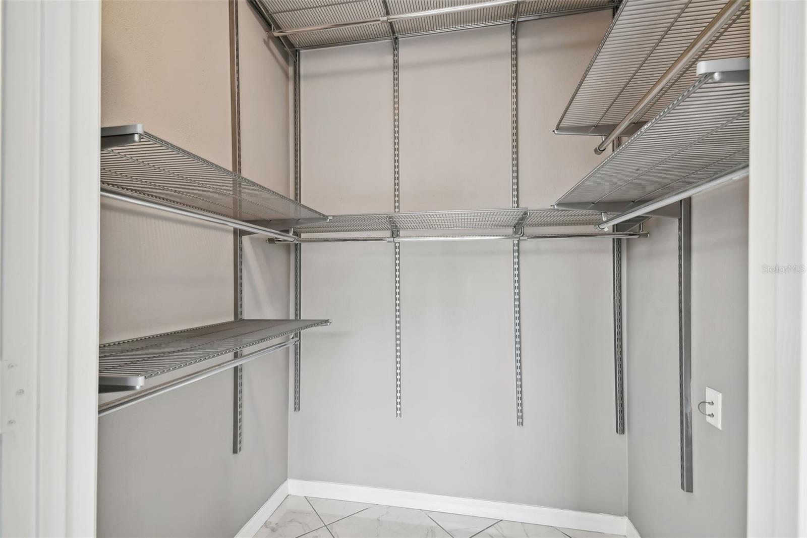 1201 BAY CLUB CIR — photo 22
