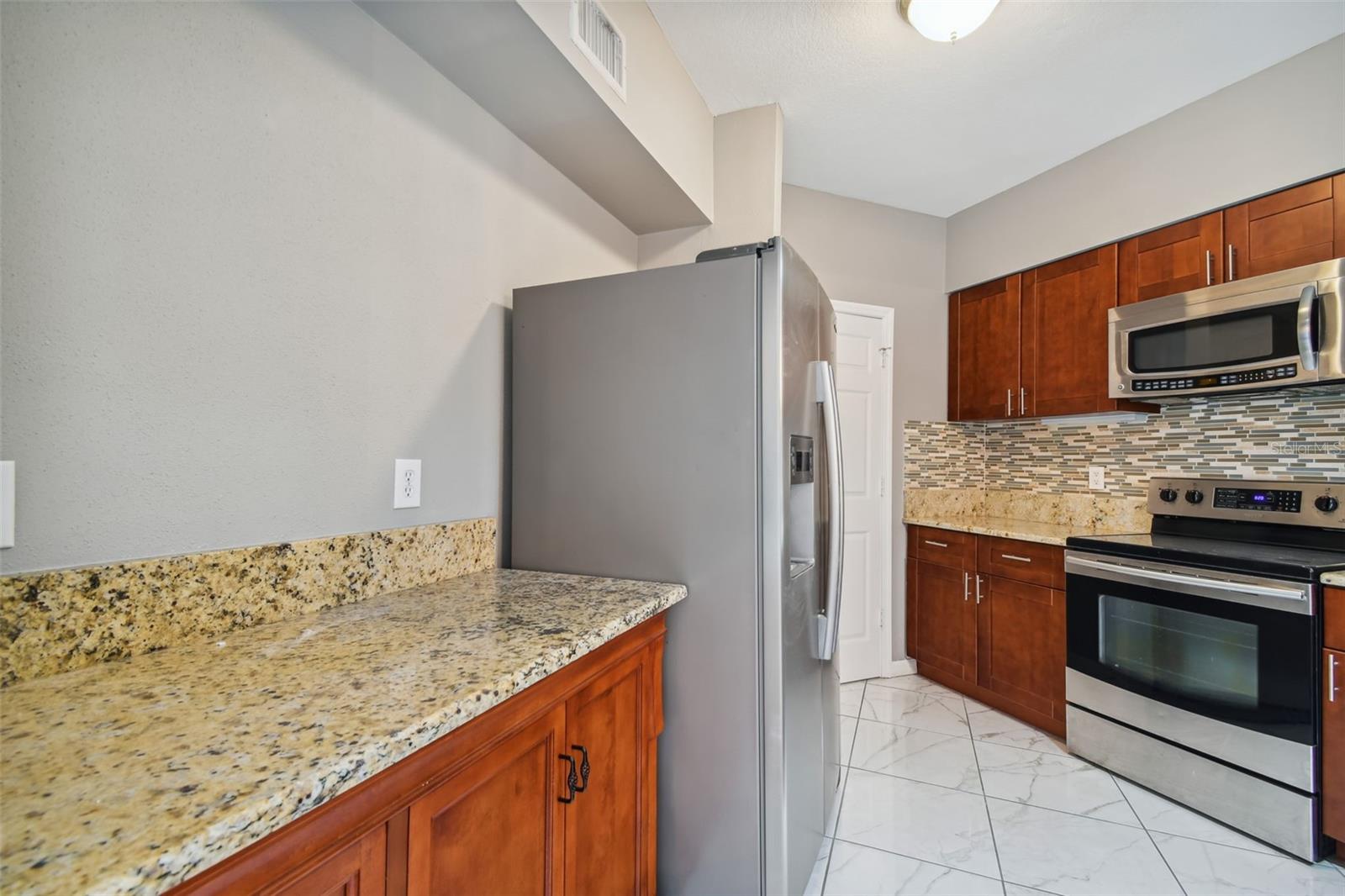 1201 BAY CLUB CIR — photo 48