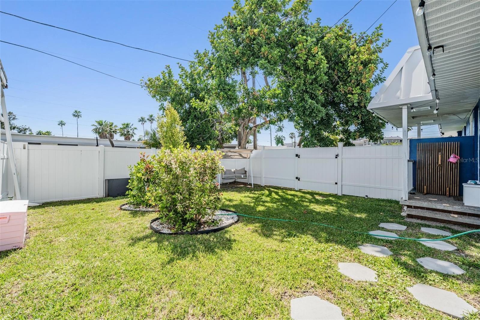 14060 MIRAMAR AVE — photo 22