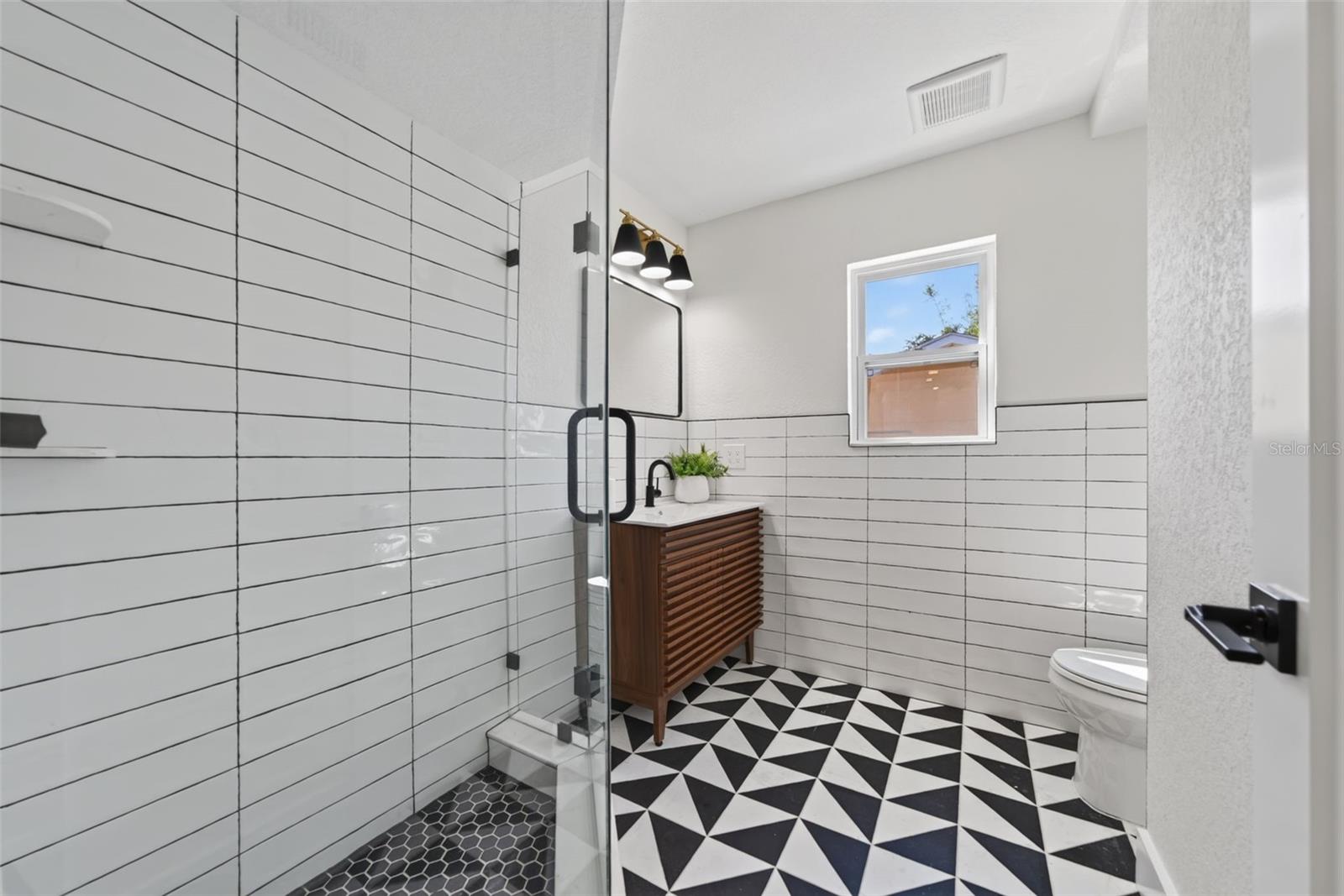 310 PARK ST N — photo 31