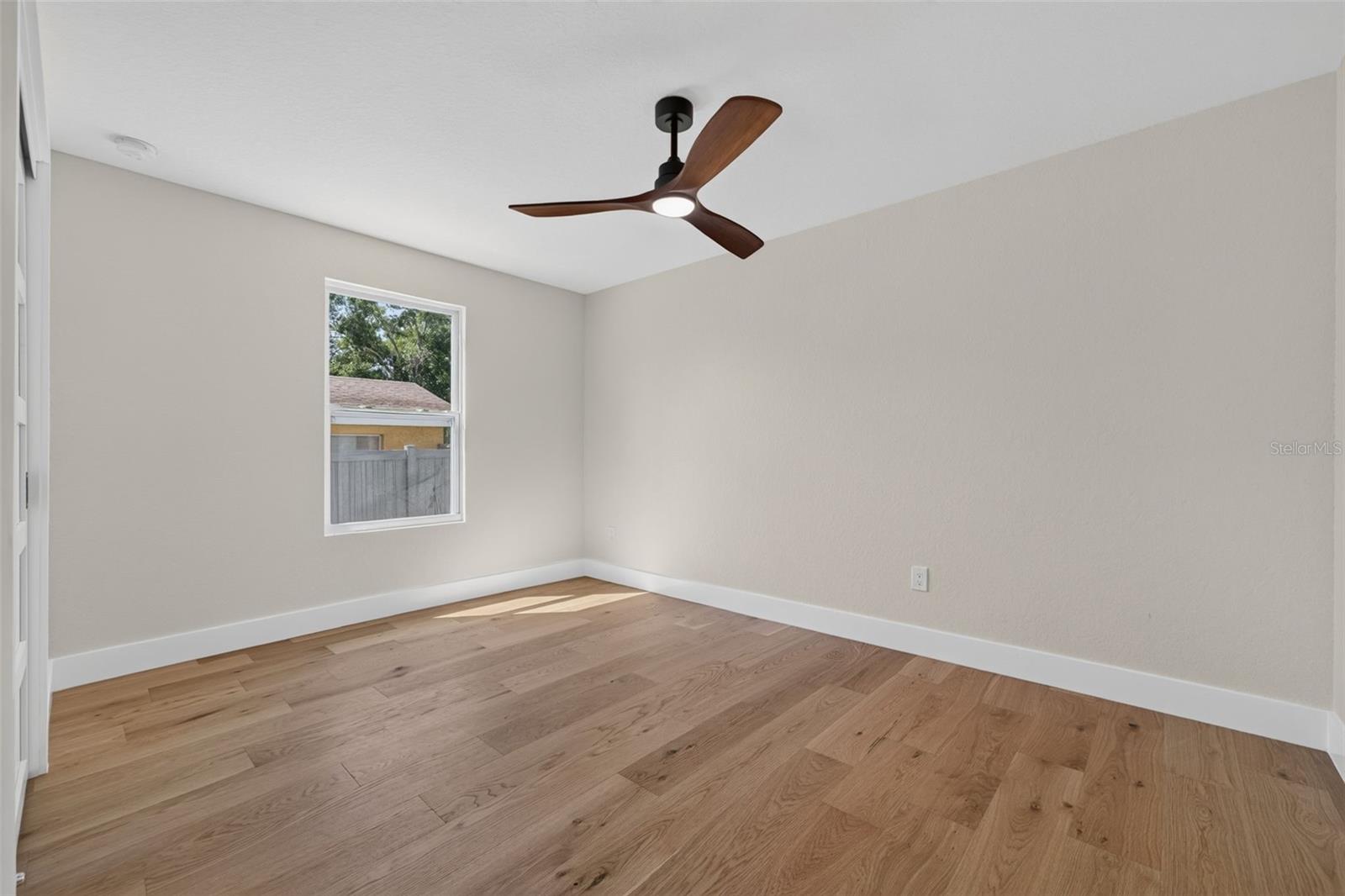 310 PARK ST N — photo 34