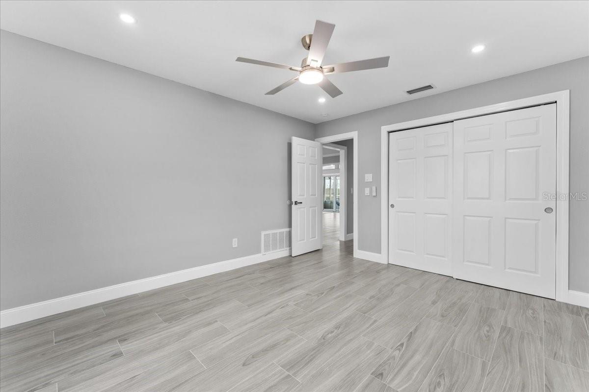 4147 MARINE PKWY — photo 37