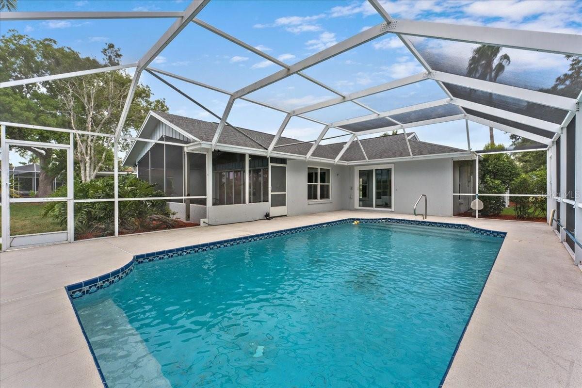 4147 MARINE PKWY — photo 44