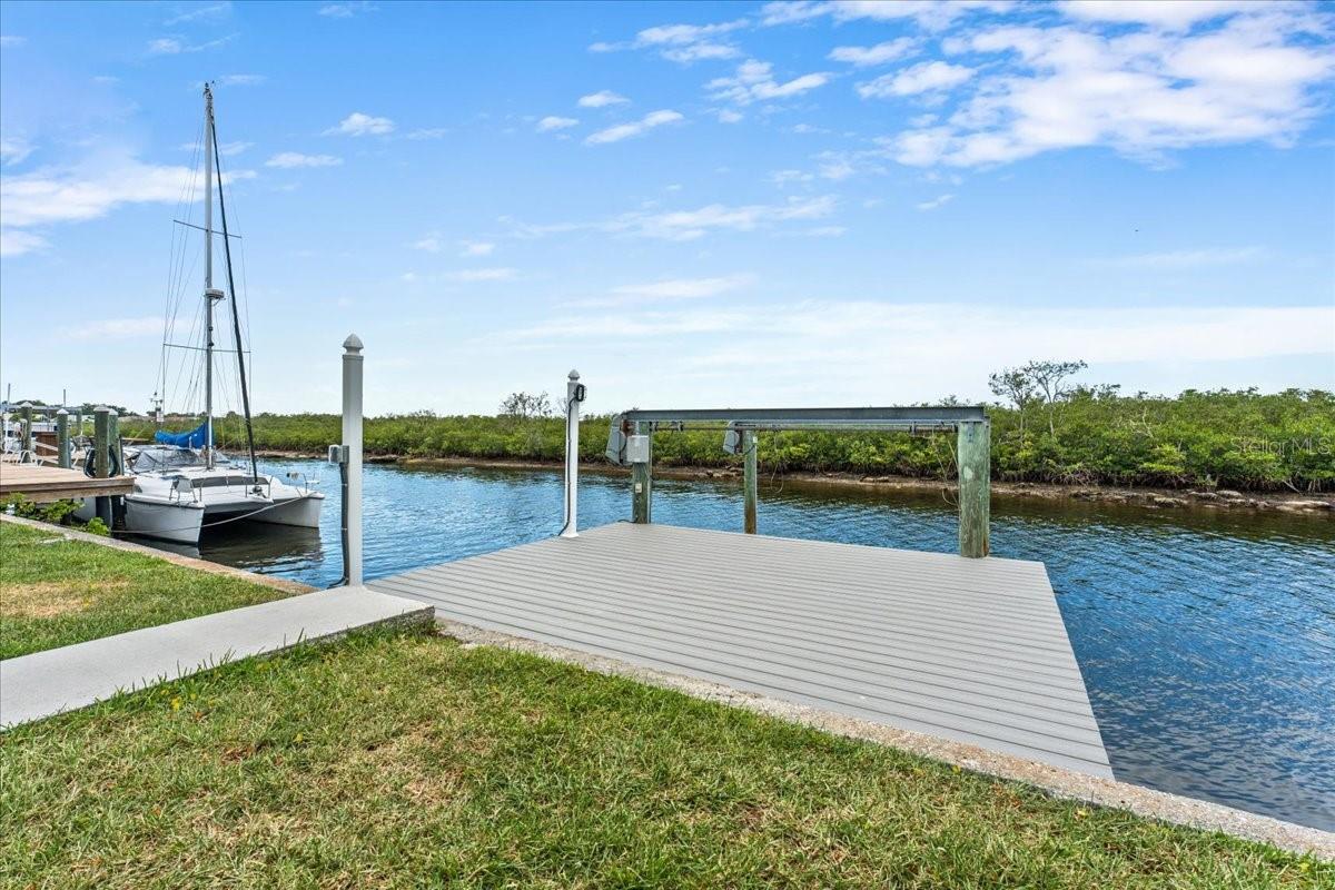 4147 MARINE PKWY — photo 3