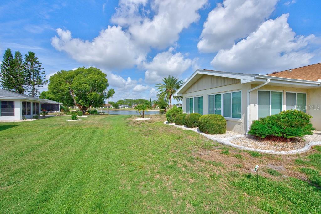 106 SILVERBELL CT — photo 43