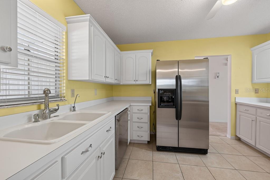 106 SILVERBELL CT — photo 21