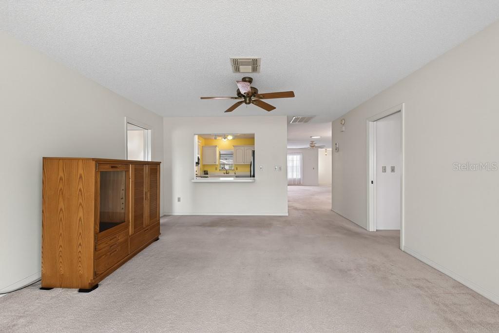 106 SILVERBELL CT — photo 13