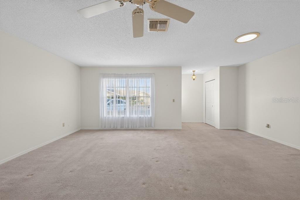 106 SILVERBELL CT — photo 6