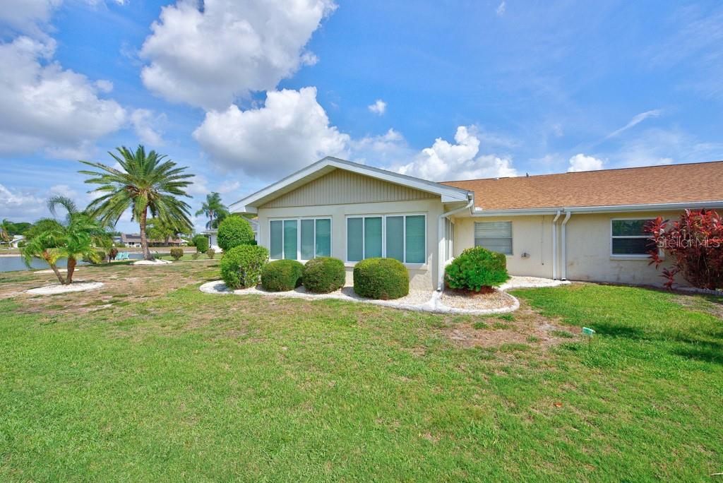 106 SILVERBELL CT — photo 42