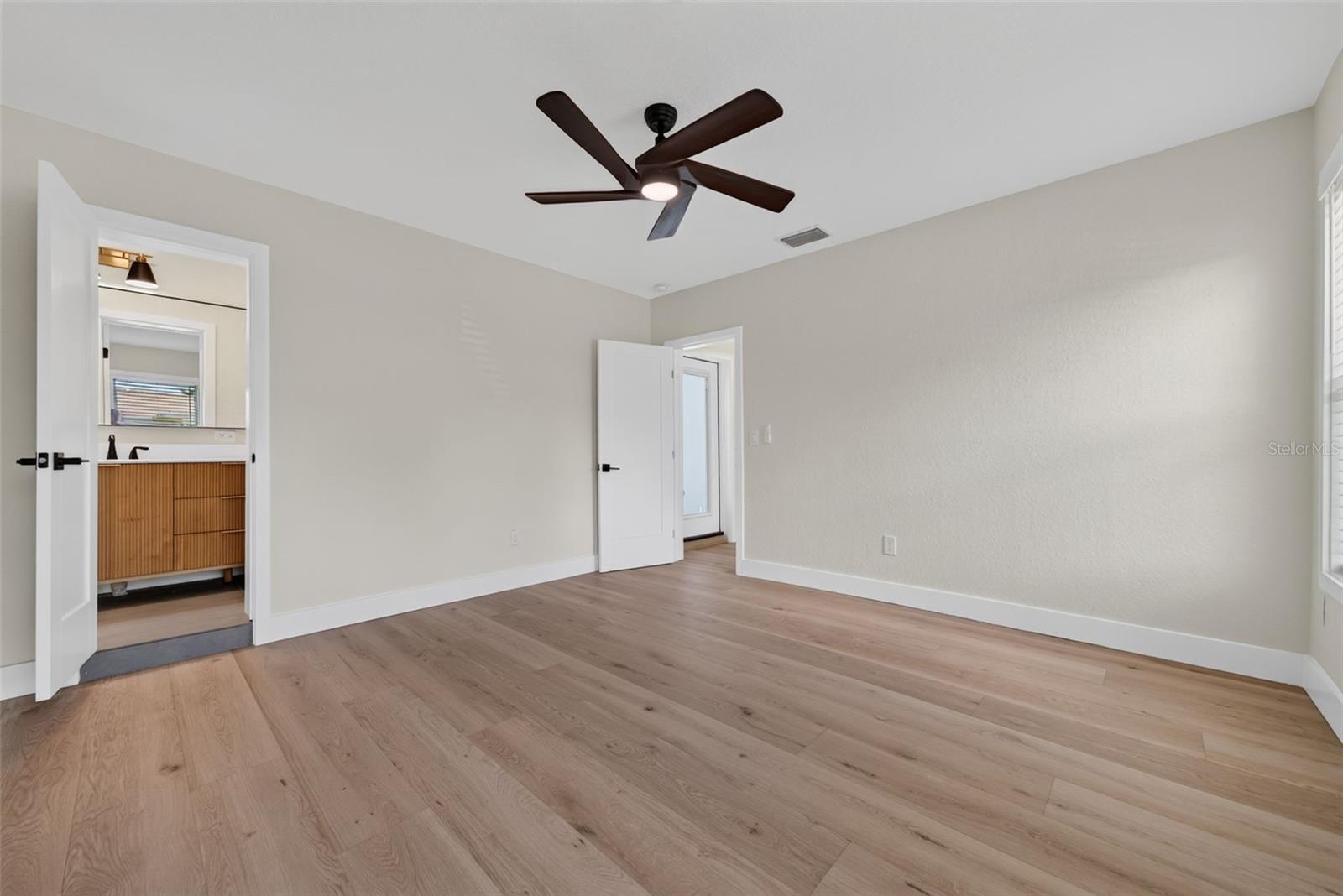 5217 18TH AVE S — photo 34