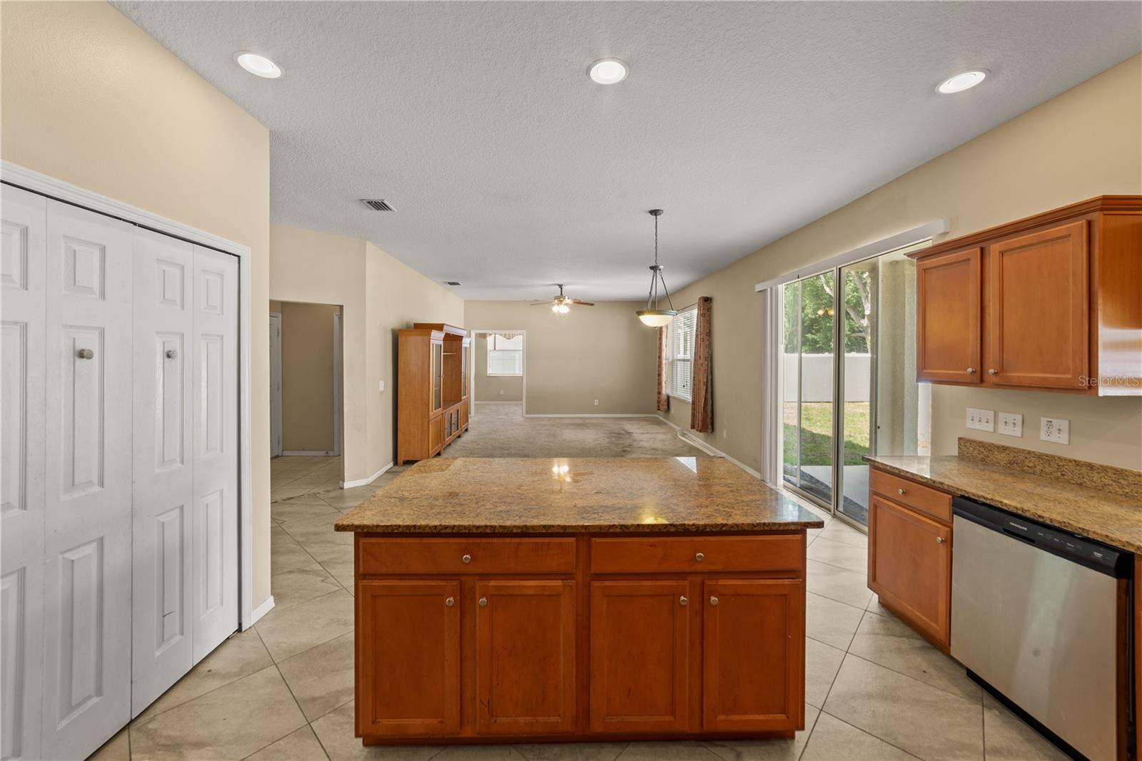 6110 39TH CT E — photo 4