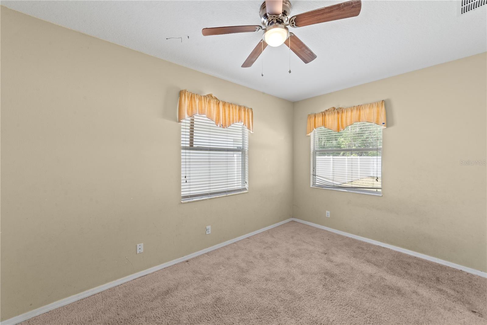 6110 39TH CT E — photo 43