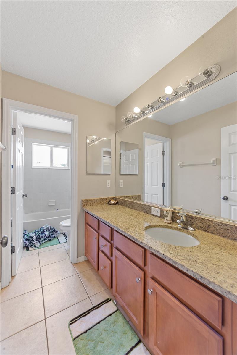 6110 39TH CT E — photo 29