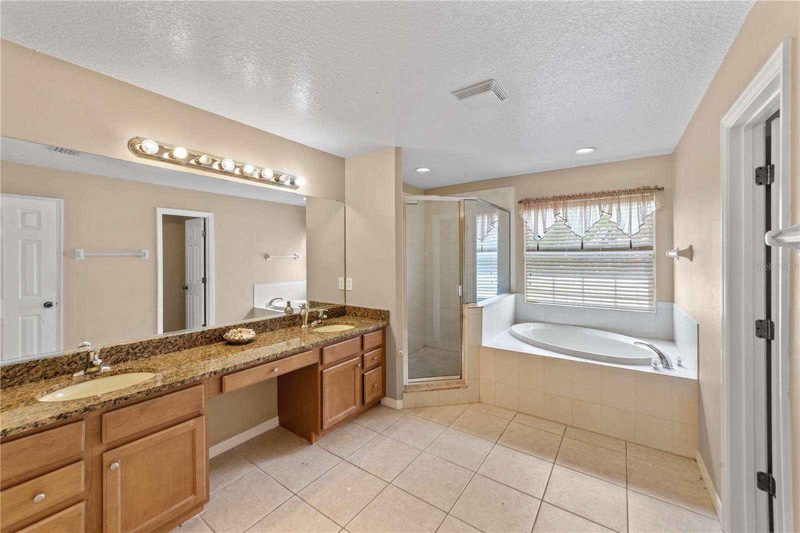 6110 39TH CT E — photo 24