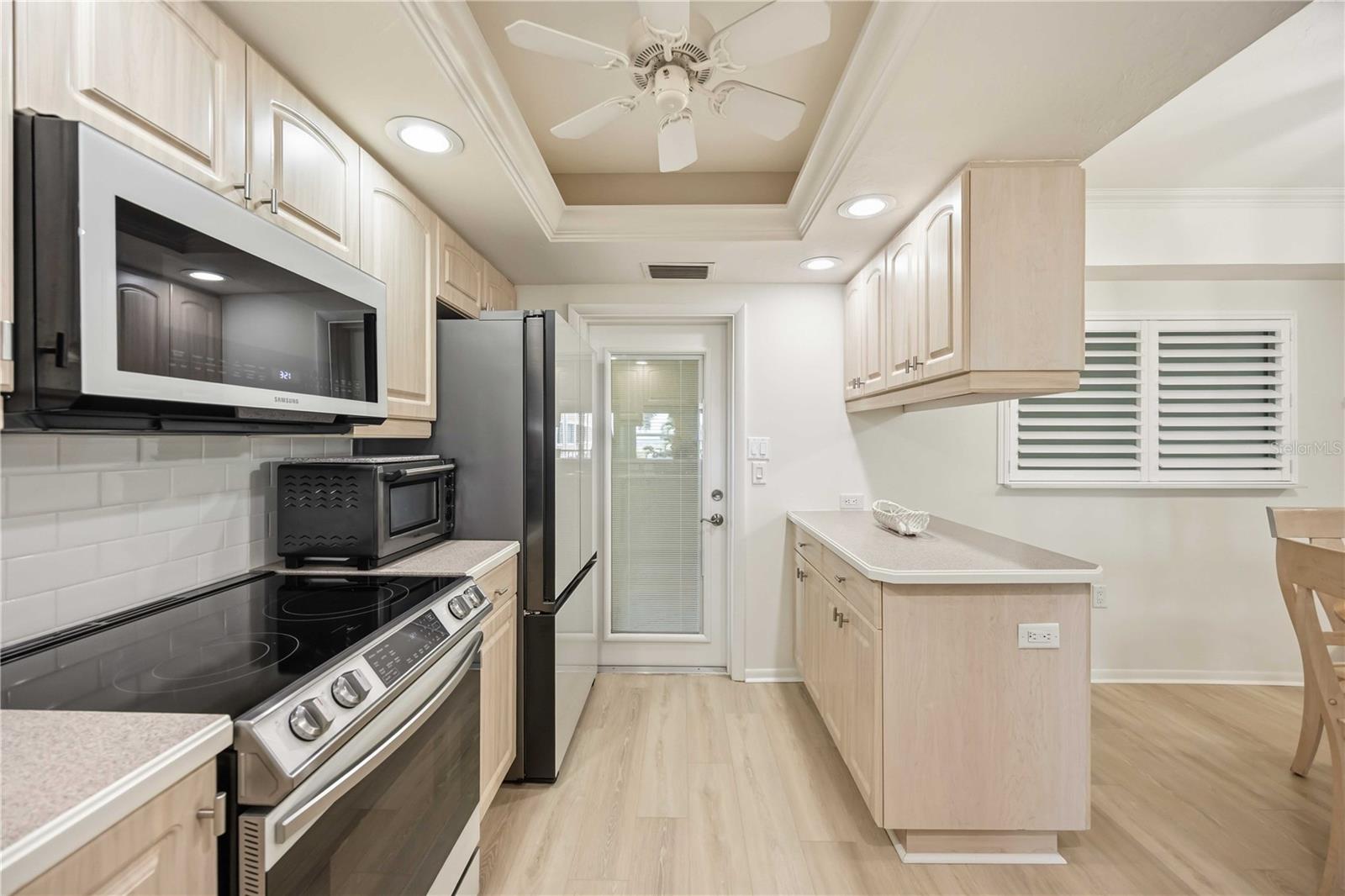 1150 TARPON CENTER DR #208 — photo 11