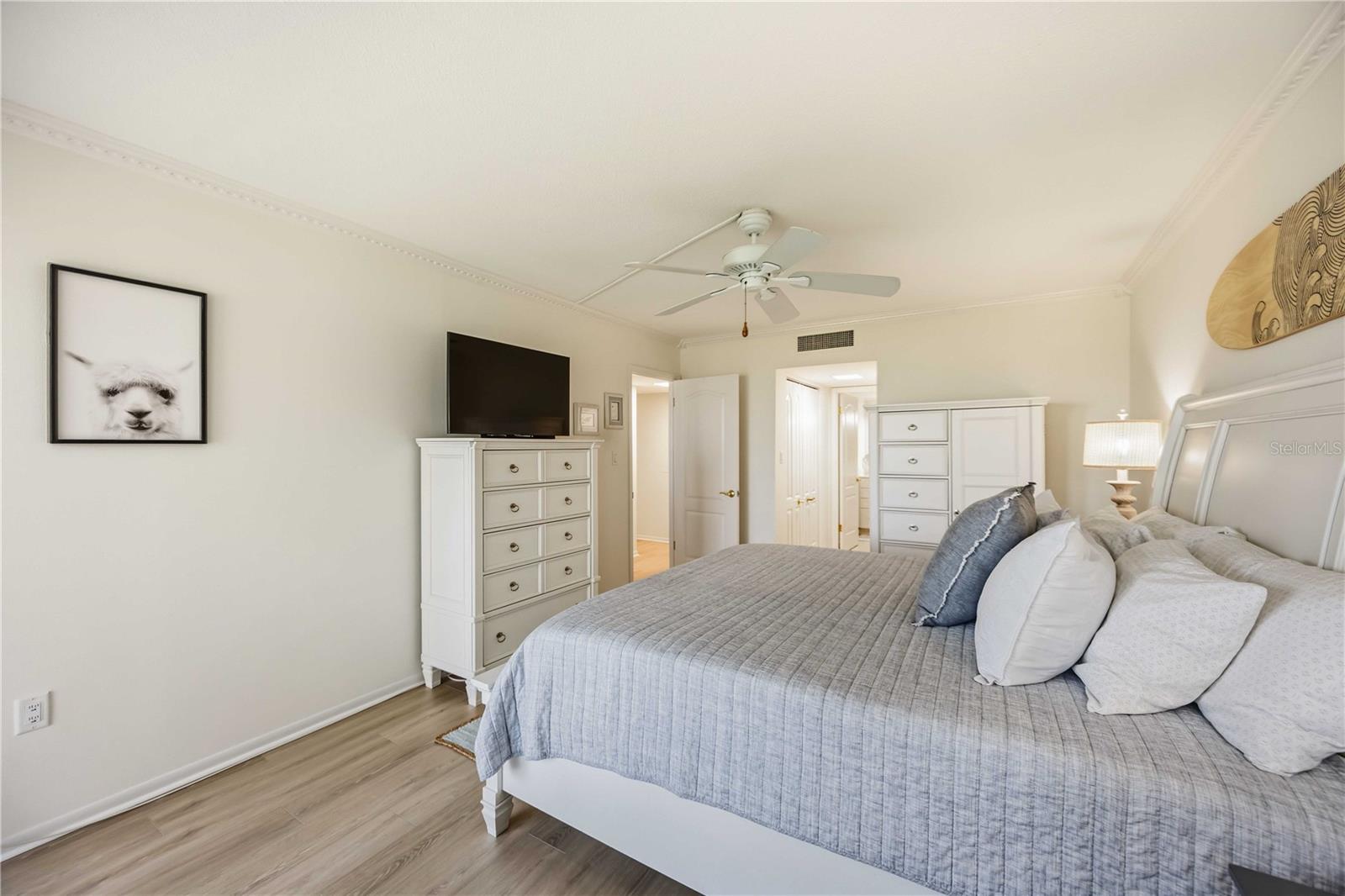 1150 TARPON CENTER DR #208 — photo 22