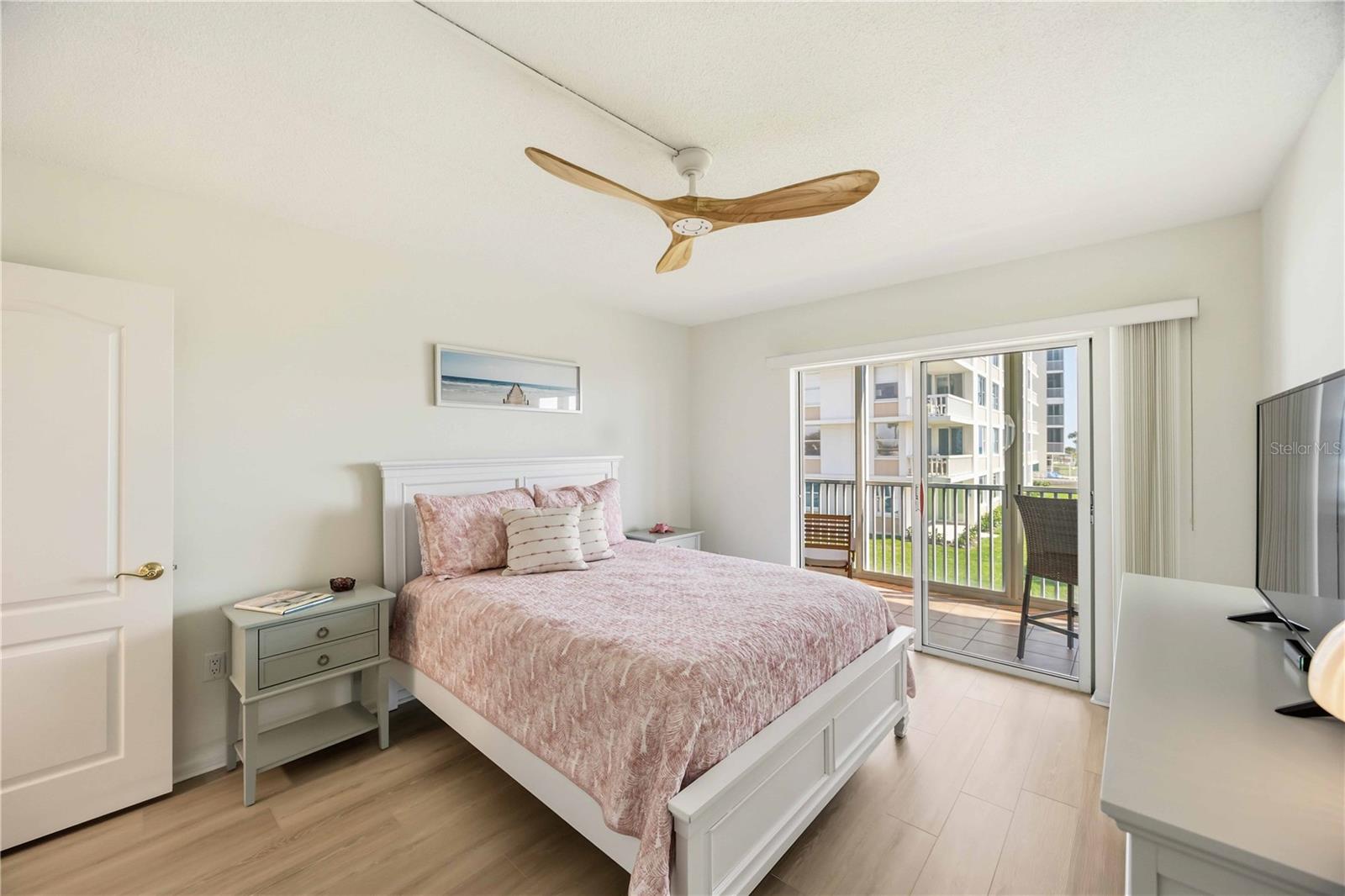1150 TARPON CENTER DR #208 — photo 30