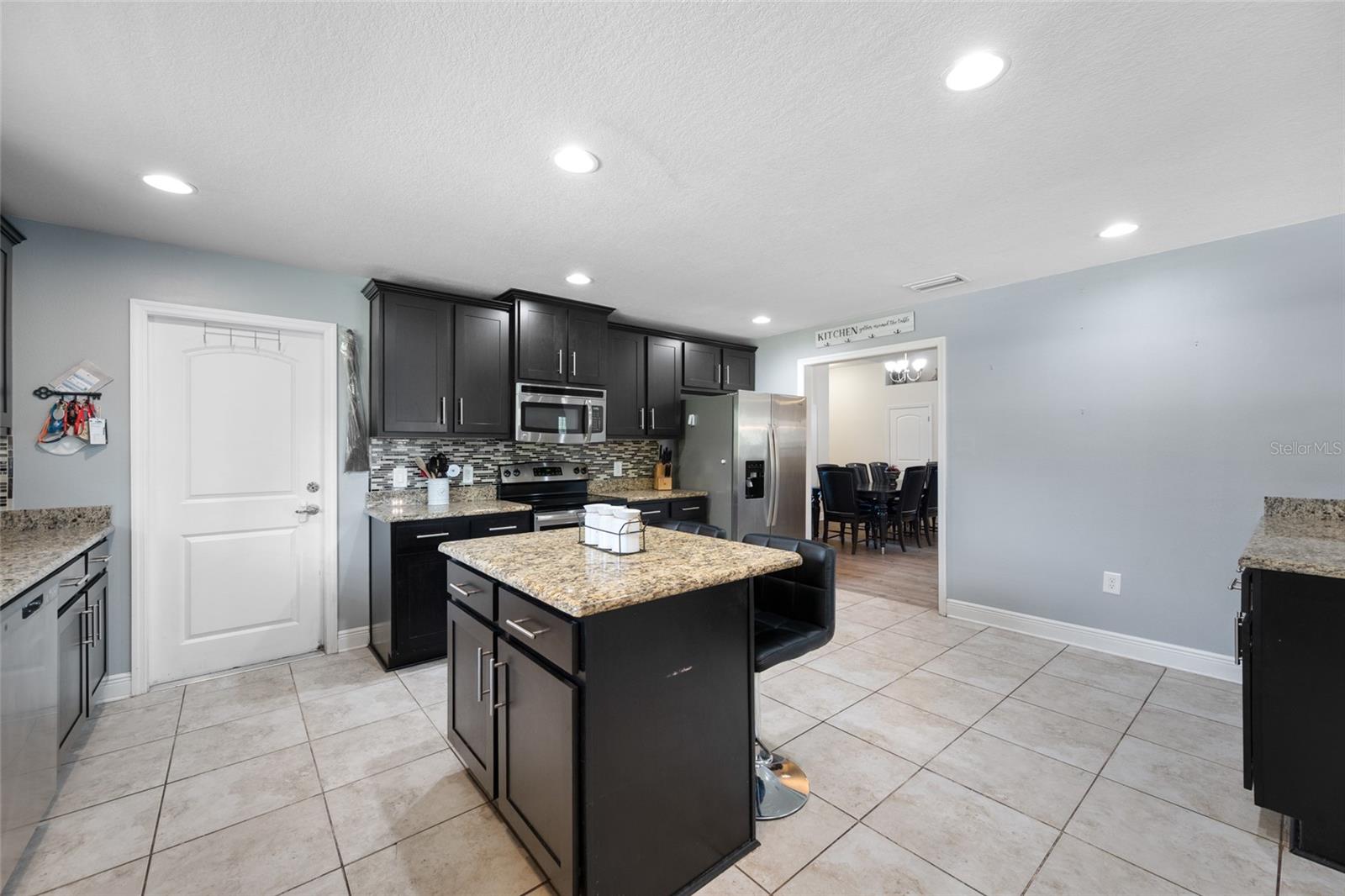 14311 HILL COUNTRY LN — photo 20