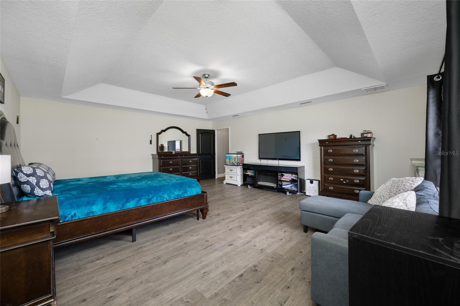 14311 HILL COUNTRY LN — photo 32