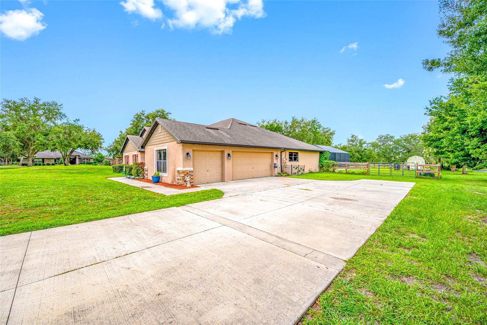 14311 HILL COUNTRY LN — photo 87