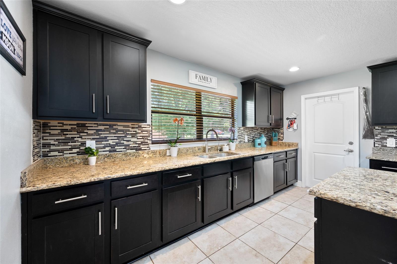 14311 HILL COUNTRY LN — photo 22
