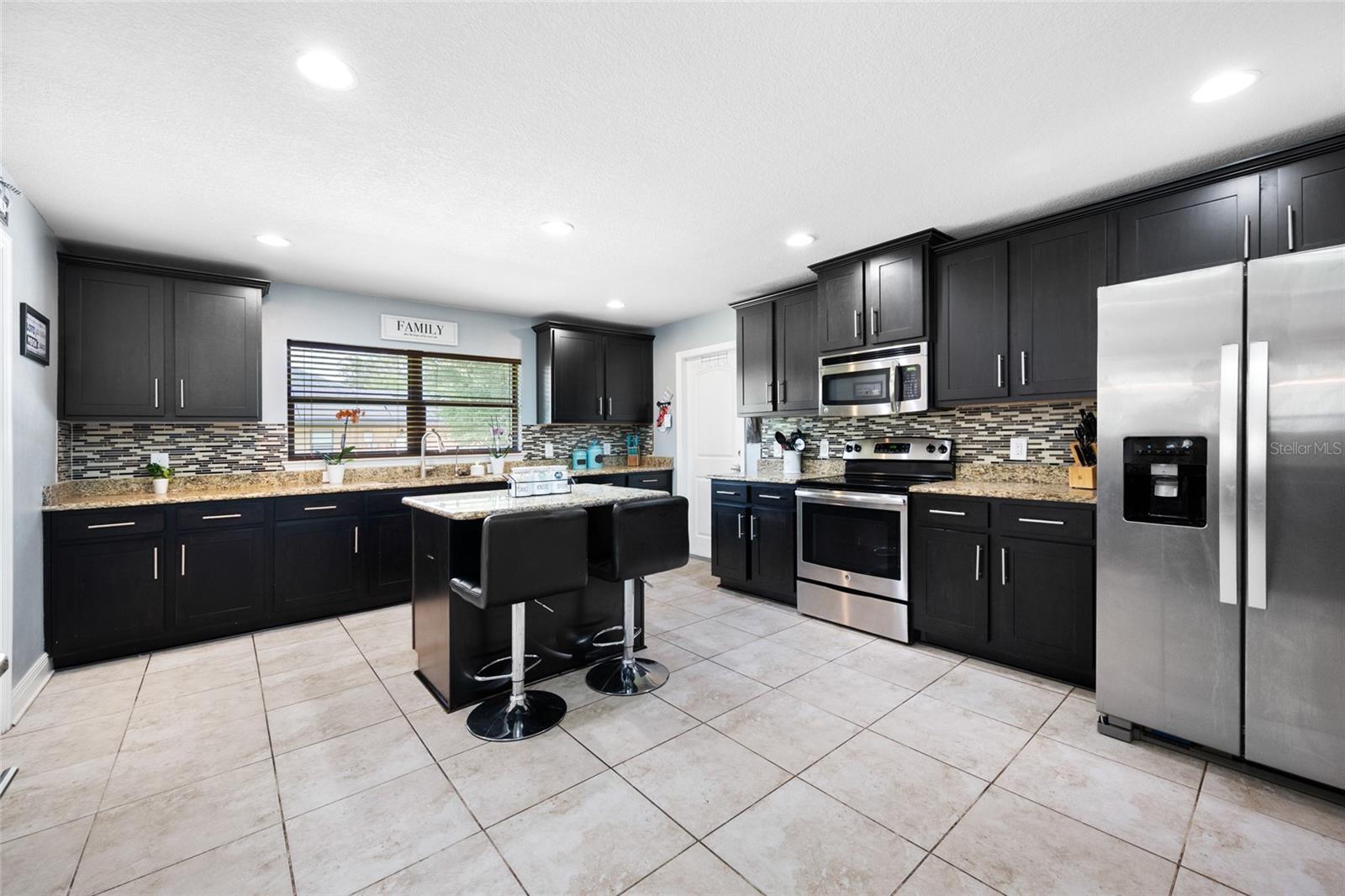 14311 HILL COUNTRY LN — photo 18