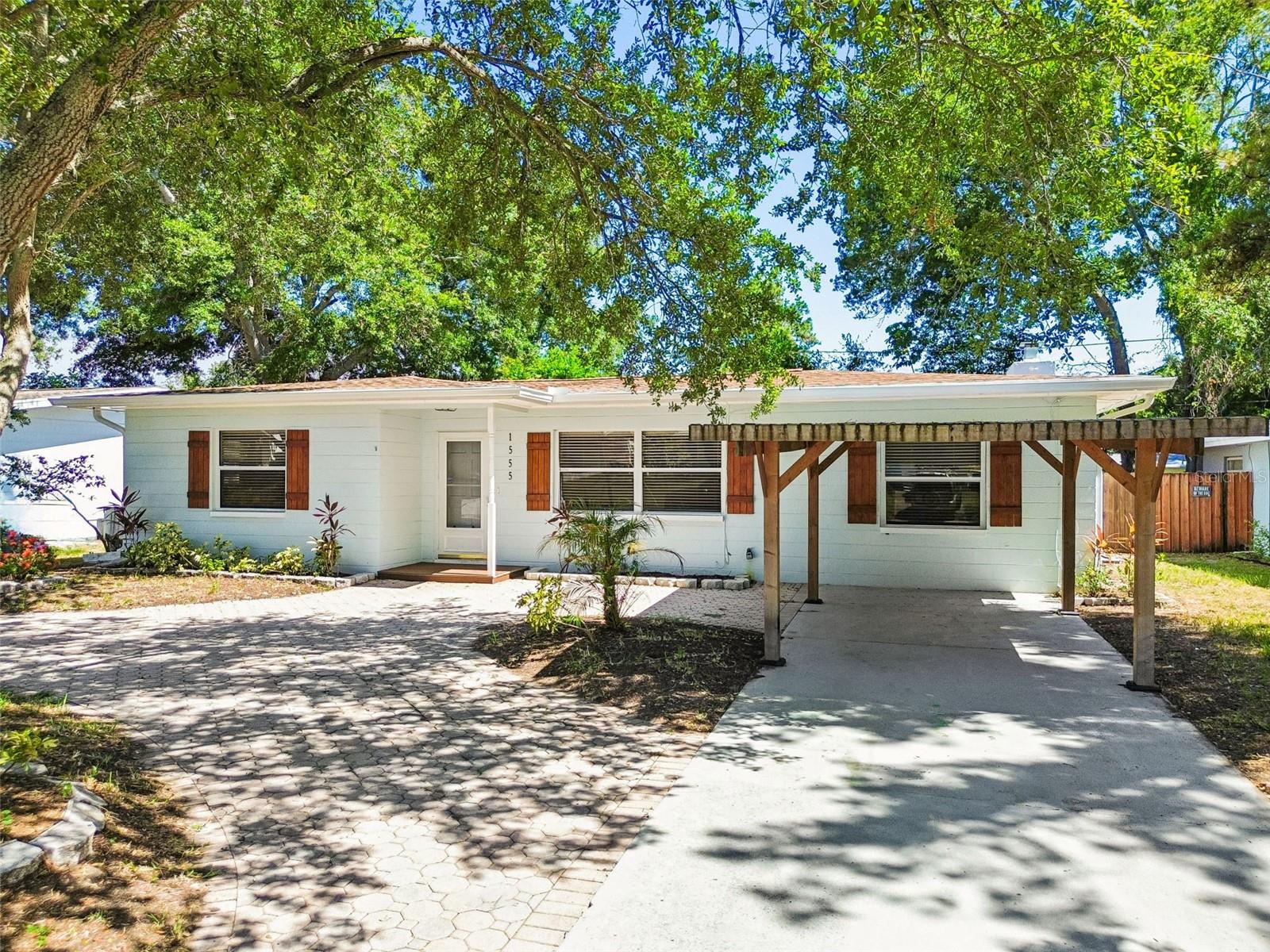 1555 MAGNOLIA DR — photo 57