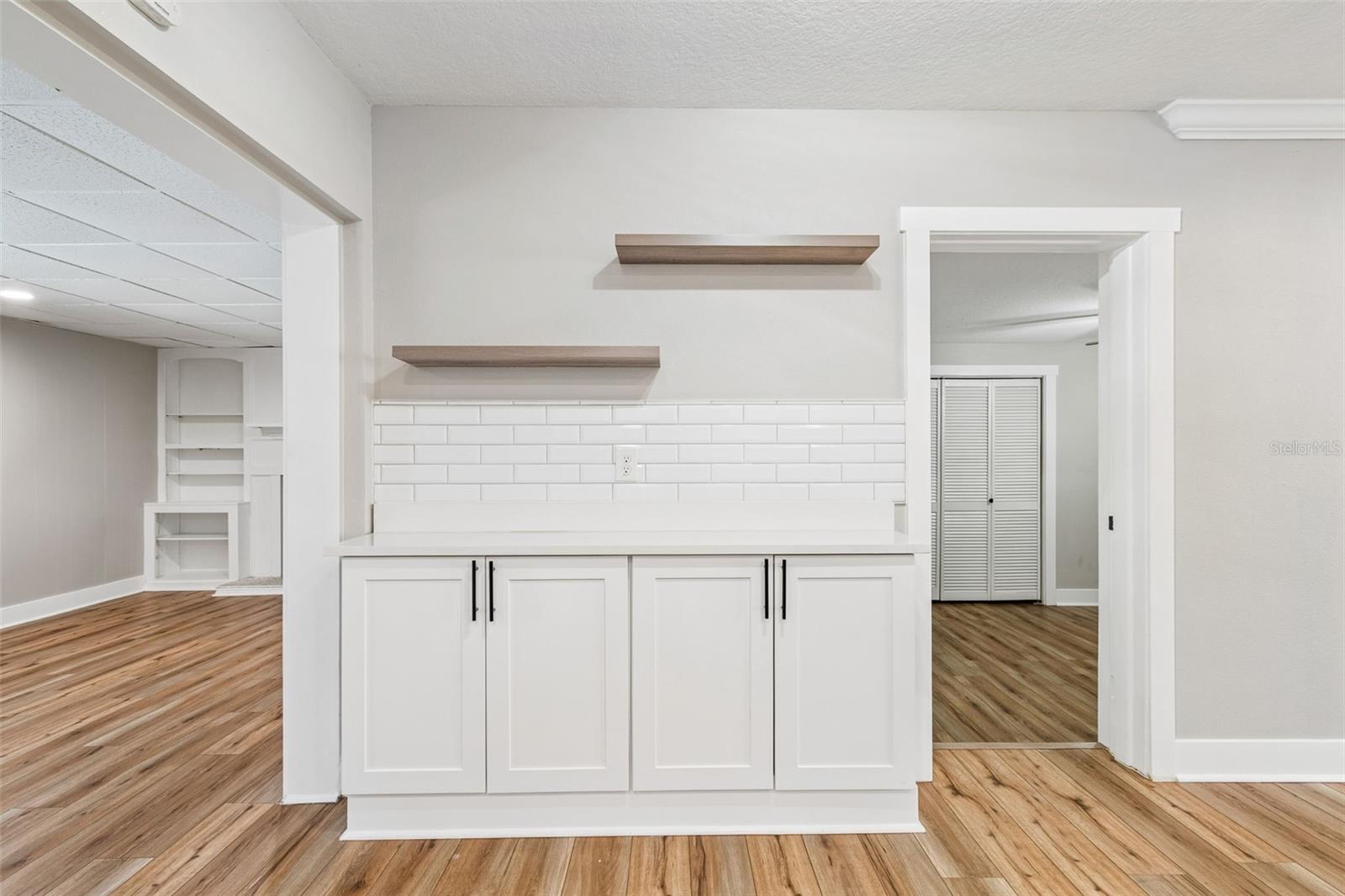 1555 MAGNOLIA DR — photo 12